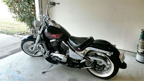 2005 Kawasaki Vulcan® 800 Classic's media | Motorcycle.com