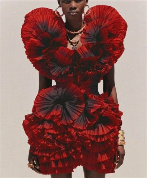 Alexander Mcqueen Resort 2020 Couture Fashion Fashion Show Weird