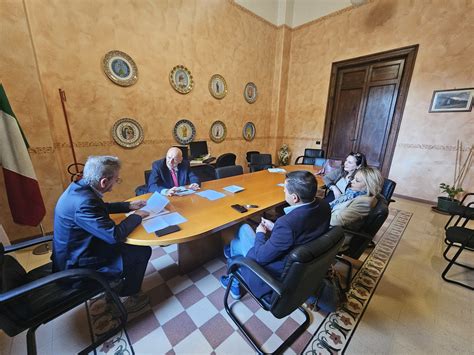 Il Sindaco Di Avezzano Di Pangrazio Incontra Il Ds Della Asl