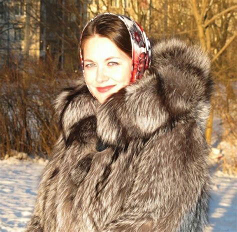 Silver Fox Fur Coats Furs Fox Fur Hood Women S Fashion Woman Real