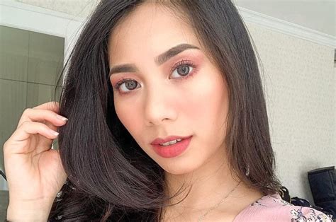 Hot Sexy Abel Cantika Bikini Pics