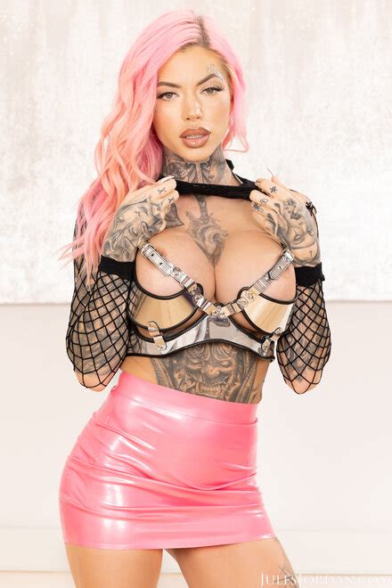 Chantal Danielle Dredd Chantal Danielle Julesjordan 52 Porn Pic