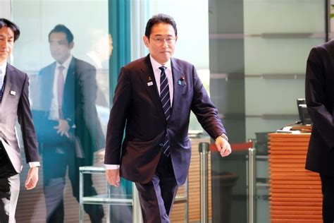 Kishida Visits Manila To Boost Defense Ties In The Face Of China S Growing Aggression The