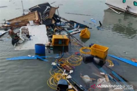 Dua Meninggal Dunia Dalam Kecelakaan Kapal Di Buton Selatan ANTARA