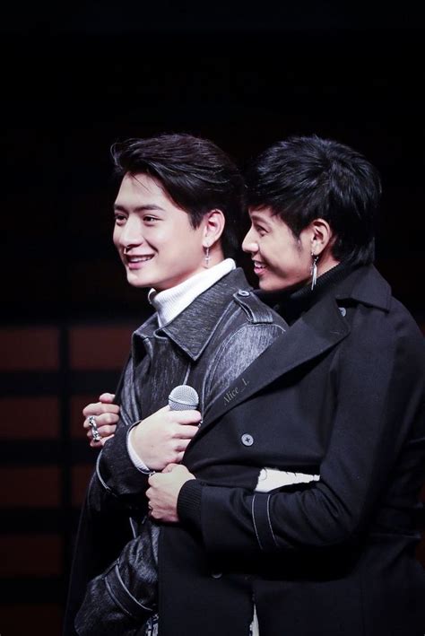 Pin By Takaho Uesugi On Singto Cute Gay Couples Boy Celebrities Actors