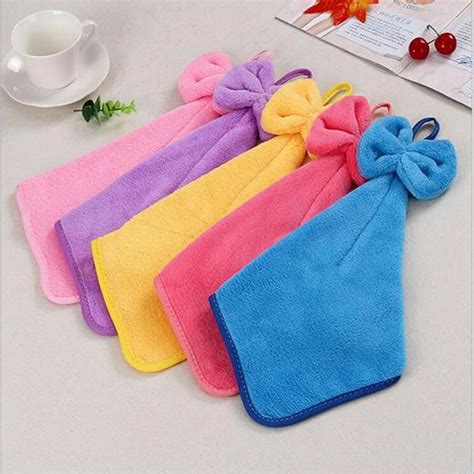 Wholesale Hot Bow Coral Velvet Soft Absorbent Kitchen Bathroom Towel Hanging Towel Dish Cloth