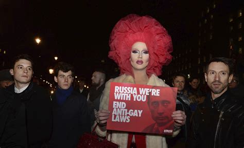 Fotos Lei contra propaganda gay na Rússia provoca protestos pelo mundo 11 06 2013 UOL Notícias
