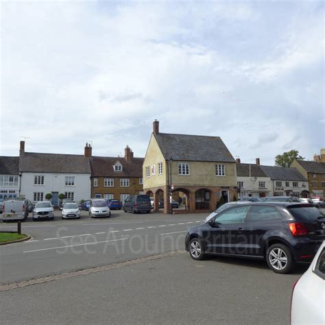 Deddington Market Place Parking, Deddington, Oxfordshire - See Around ...