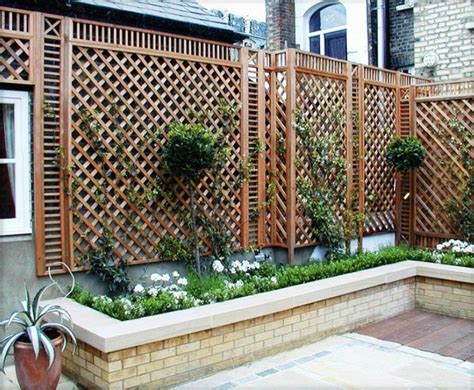 Забор на садовом участке. 95 фото ограждения садового участка забором