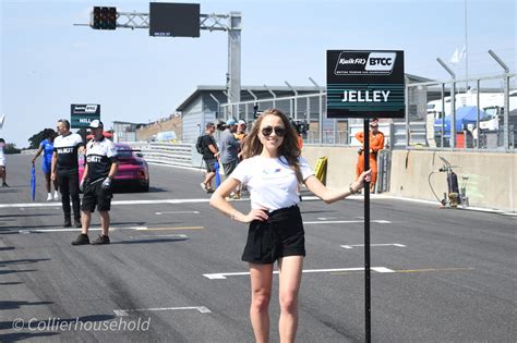 BTCC R1 Grid 3 Stephen Jelley S Grid Girl Chris Cheryl Collier