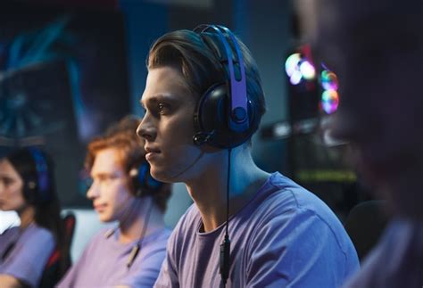 The Rise Of Mobile ESports Accessibility And Its Impact On The Gaming