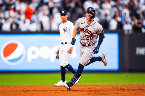 Astros Pone Contra Las Cuerdas A Los Yankees Y Acaricia La Serie