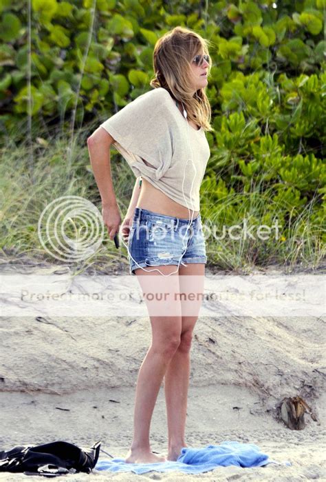 Celebrity Paparazzi Bikini Malin Akerman Miami Beach May 15 2011