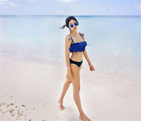 Hot Girl P Nh T X H N Khoe V G I C M Tu I