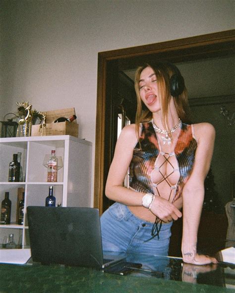 Valentina Fradegrada Hot In Her New Retro Style Photos The Fappening