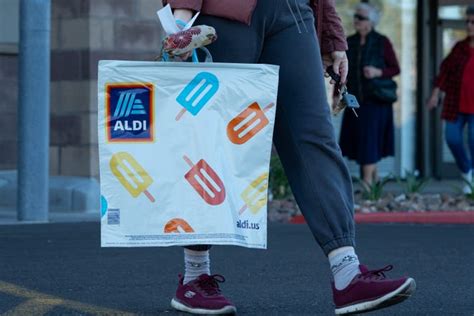 Aldi opens new Phoenix store near old Paradise Valley Mall