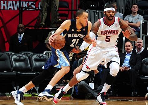 Hawks vs. Grizzlies - February 6, 2013 Photo Gallery | NBA.com