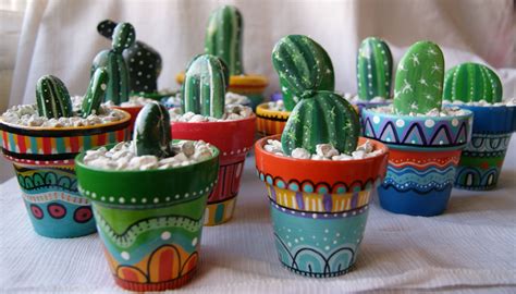 Macetas Pintadas Con Cactus De Piedra Painted Plant Pots Painted