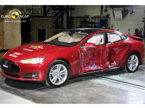 Tesla Model S Obtiene 5 Estrellas En La Euro Ncap