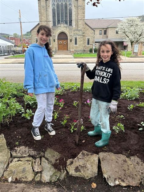 Partners in the Park beautify Kittanning Riverfront Park | News