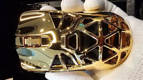 Razer Showcases 24K Gold Viper Signature Mini Gaming Mouse | Tom's Hardware