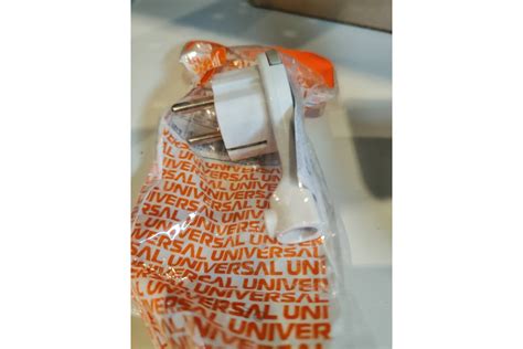 Вилка-невидимка за шкаф с/з, белая 16А 250В UNIVersal 5566874 ...