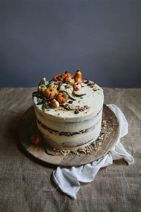 Pumpkin spice cake recipe - Vegan spiced pumpkin layer cake | House