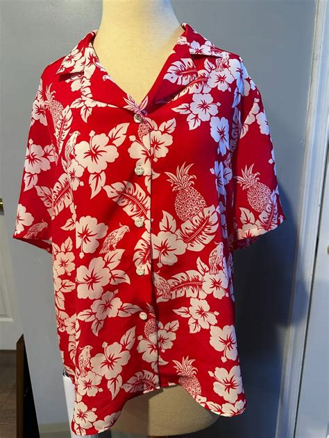 Vintage Bonworth Red Floral Blouse Hawaiian Short Sleeve Button Up