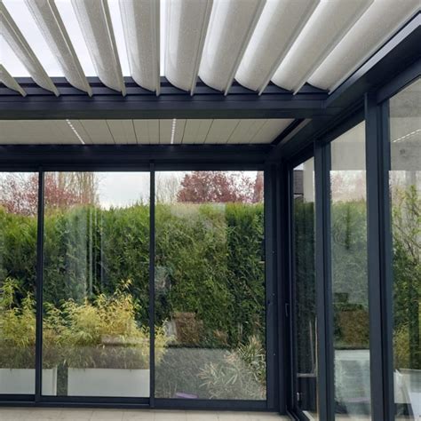 Pose D Une Pergola Bioclimatique Realisations