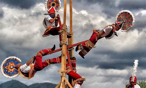 La Danza De Los Huahuas La Contraparte De Los Voladores De Papantla