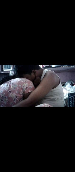 Indian House Wife Romantic Kissing Tan Girl Porn By FapHouse XHamster