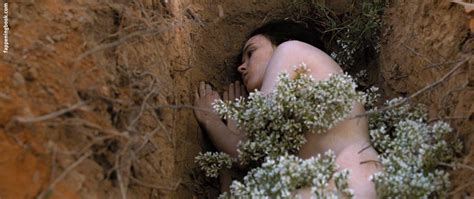 Ellen Page Nude Onlyfans Leaks Fappening Page Fappeningbook