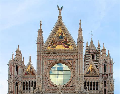 Siena Cathedral A Masterpiece Of Gothic Architecture And Its Wonders