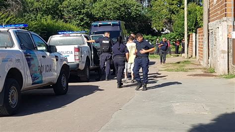 Con Perros De Polic A Federal Nuevo Rastrillaje Por El Asesinato De