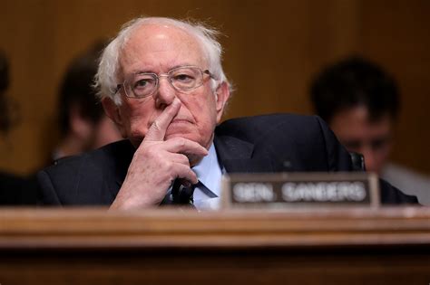 Sanders faces former staffers about sexual harassment on 2016 campaign ...