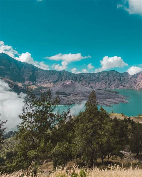 Kabar Gembira Jalur Pendakian Rinjani Kembali Dibuka Juli Ini