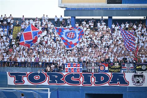 Slobodna Dalmacija Krenula Prodaja Ulaznica Za Derbi Evo Koliko Ih