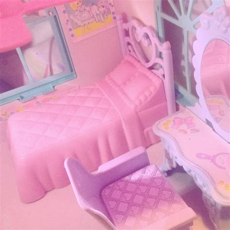 Instagram post by 🦄フカスちゃん🦄 • Aug 15, 2016 at 12:38am UTC | Toddler bed, Girls bedroom, Home decor