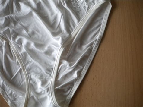 Nina C Damen Unterwäsche Schlüpfer Slip Lingerie 46 48 eierschale m