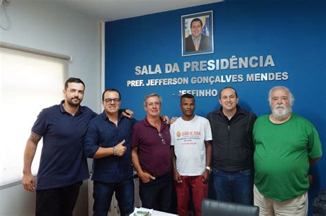 C Mara Recebe Visita De Representantes Da Comunidade Terap Utica Le O