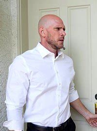 Stunning Babe Cali Carter Serves Thick Throbbing Cock Photos Johnny