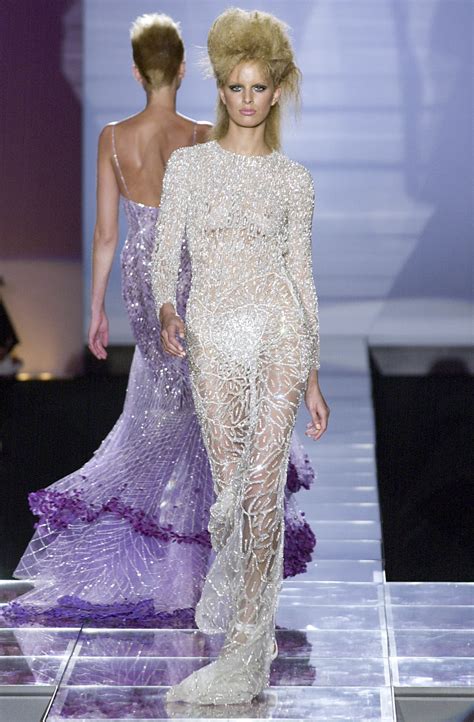 Emily Ratajkowski Wore A Naked Dress To The 2024 Met Gala Who What Wear