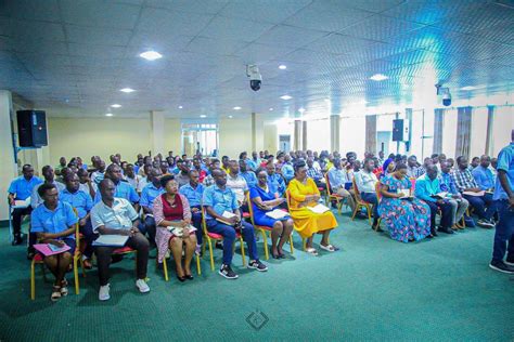 Mairie De Bujumbura On Twitter Le Percepteur Va S Identifier Par Un