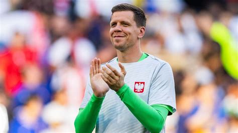 Wojciech Szczesny Accepts Barcelona Offer Talks With Juventus