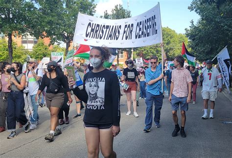 Pro-Palestinian protests at DNC include people of faith | National ...