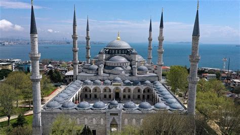 Sultanahmet Cami Yeniden Ibadete A Ld