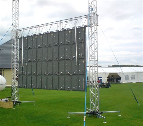 Big Screen Large Led Video Wall Hire Digital Screens Totems And Kiosks