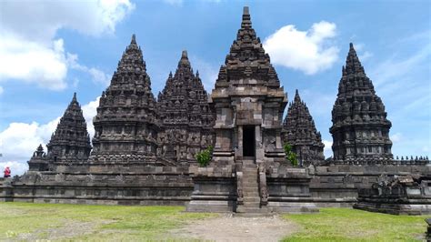 Daya Tarik Candi Prambanan Wisata Sejarah Yang Tidak Ada Matinya