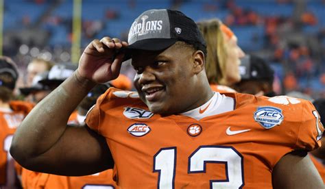 Tyler Davis Explains Decision to Return to Clemson Football - Sports Illustrated Clemson Tigers ...