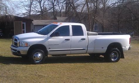 Sell Used 2005 Dodge Ram 3500 Slt 5 9 L Cummins Turbo Diesel Heavy Duty